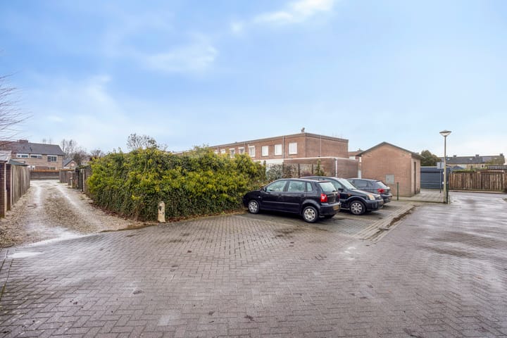 Photo 35 of Rembrandtstraat 3