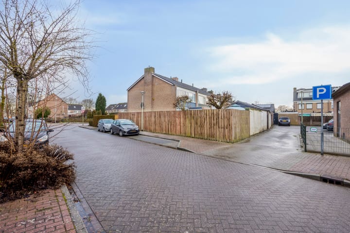 Photo 38 of Rembrandtstraat 3