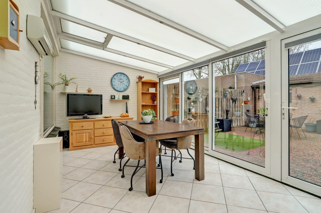 Foto 16 van De Voren 2