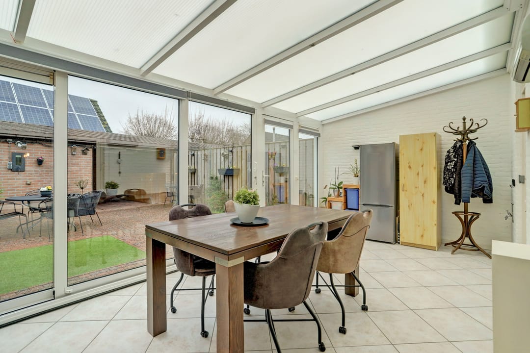 Foto 17 van De Voren 2