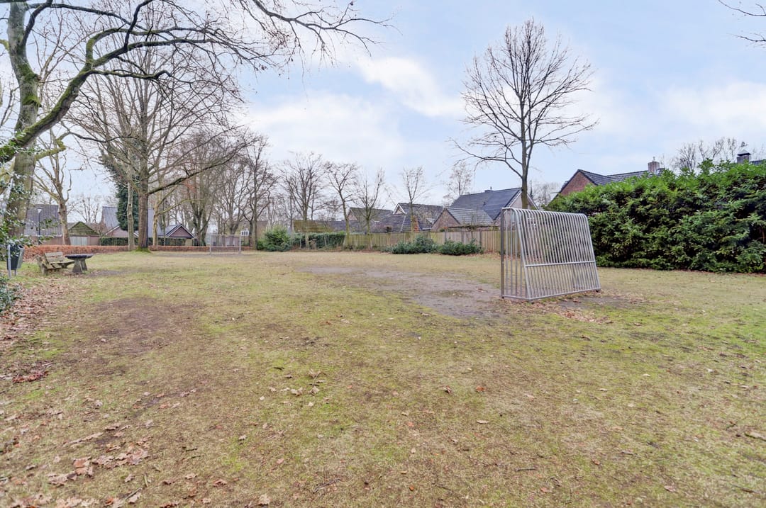 Foto 37 van De Voren 2