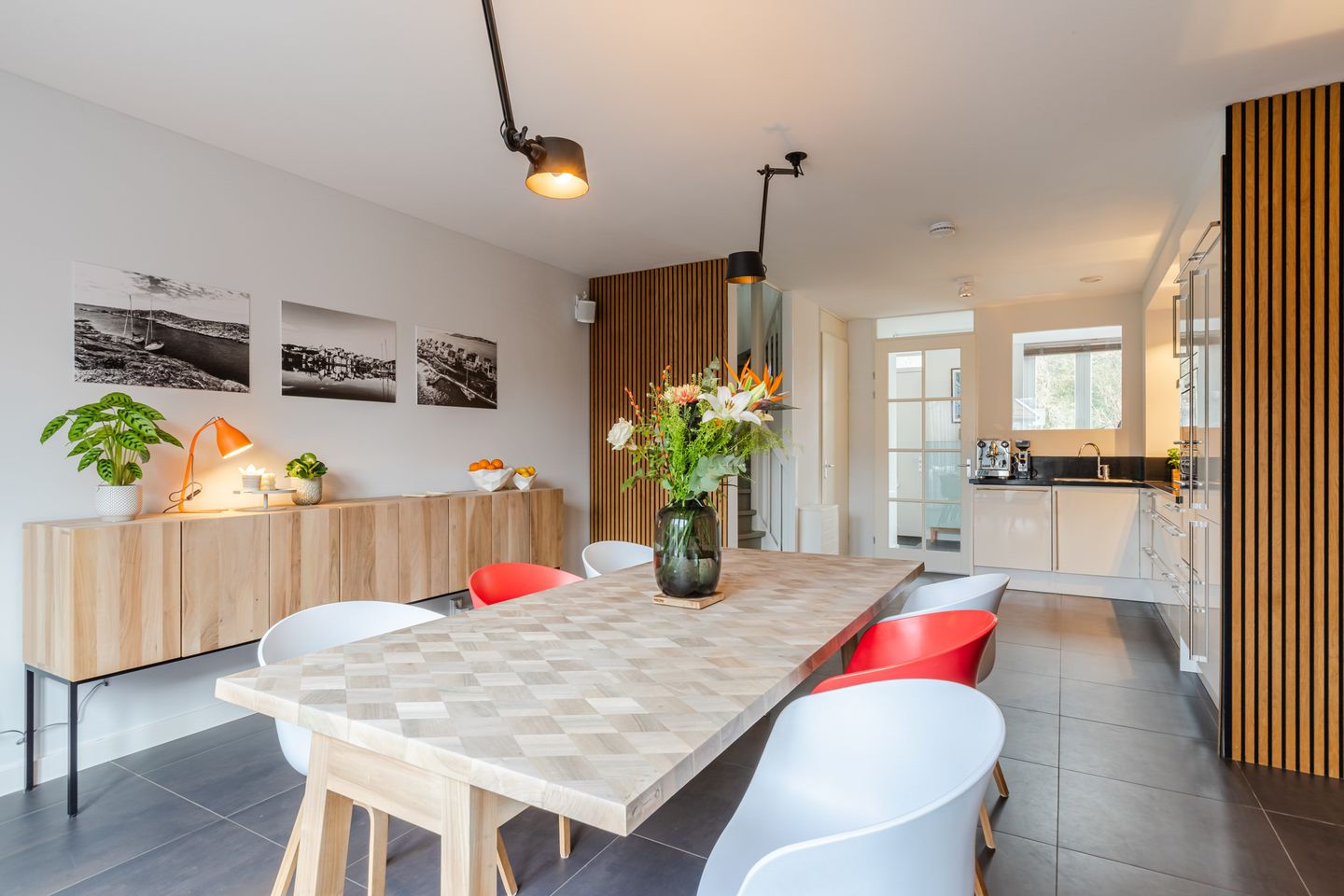 Foto 19 van Adriaan Morriënlaan 17