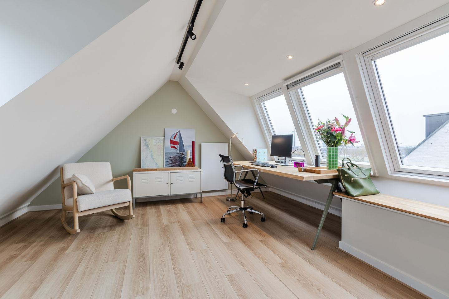 Foto 55 van Adriaan Morriënlaan 17