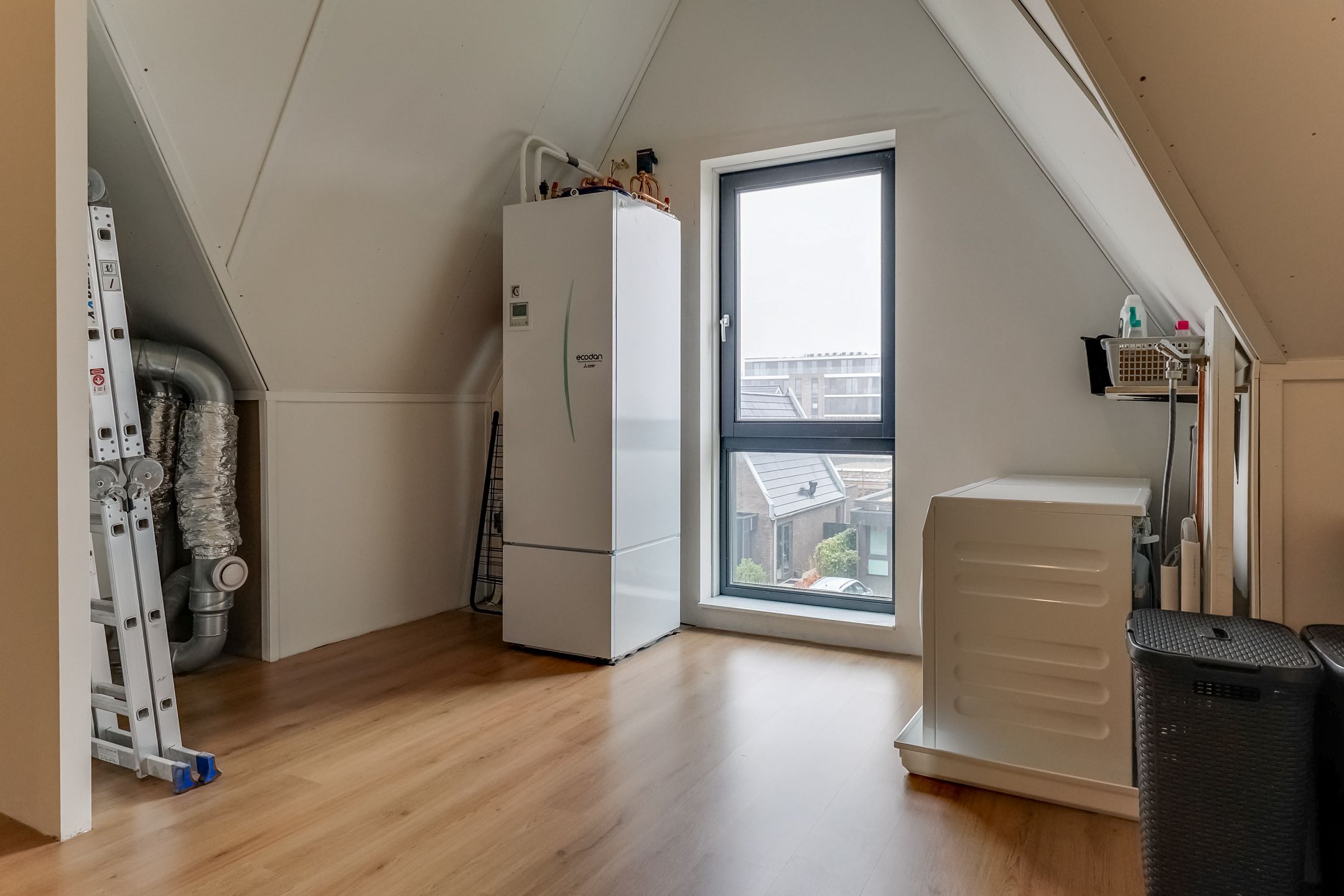 Foto 36 van Ben Essingstraat 12