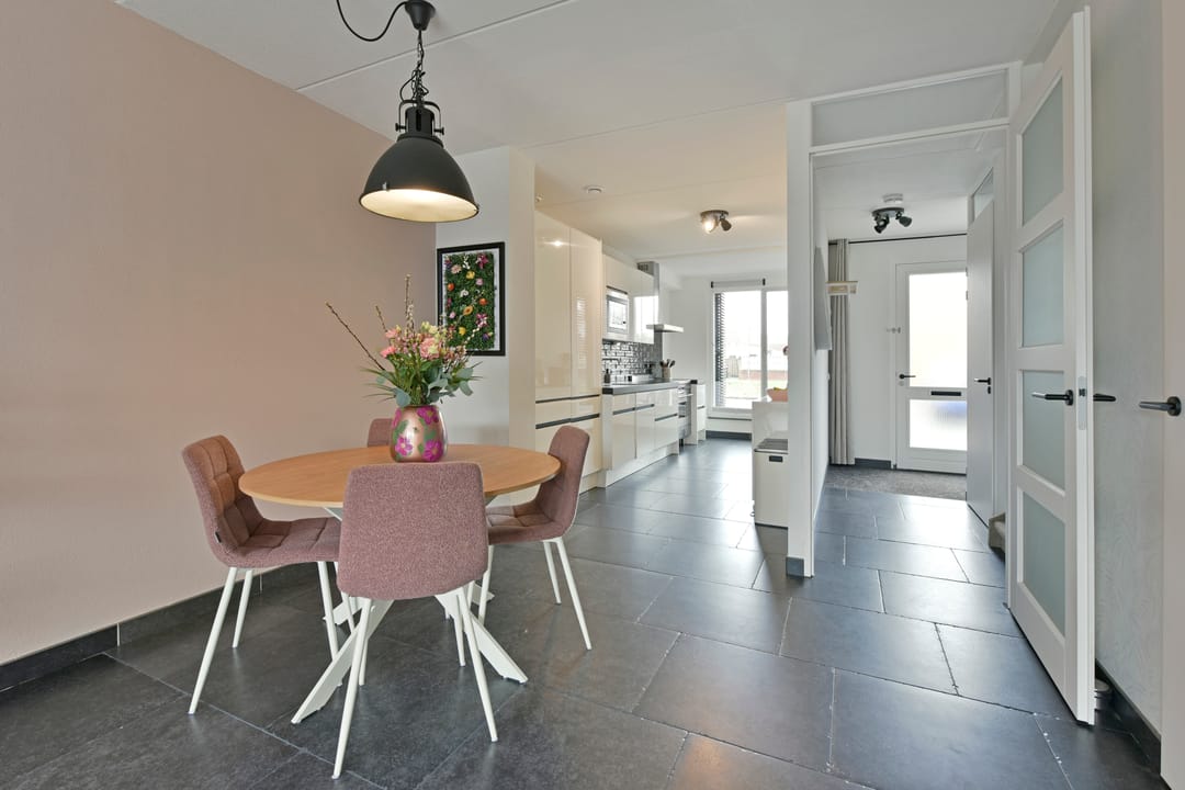 Photo 8 of Rugstreeppad 109