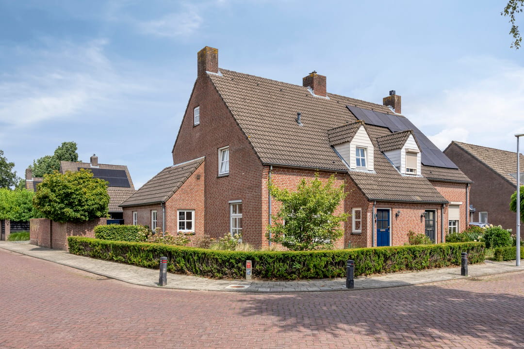 Photo 1 of A.P. de Bontstraat 5