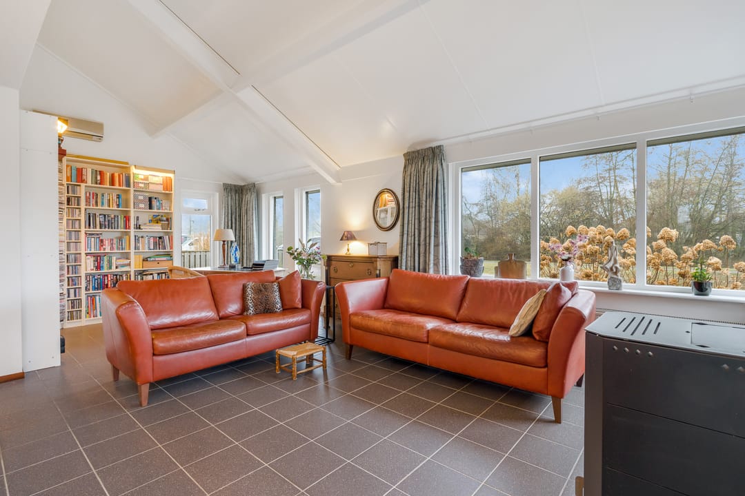 Foto 7 van van der Helststraat 12