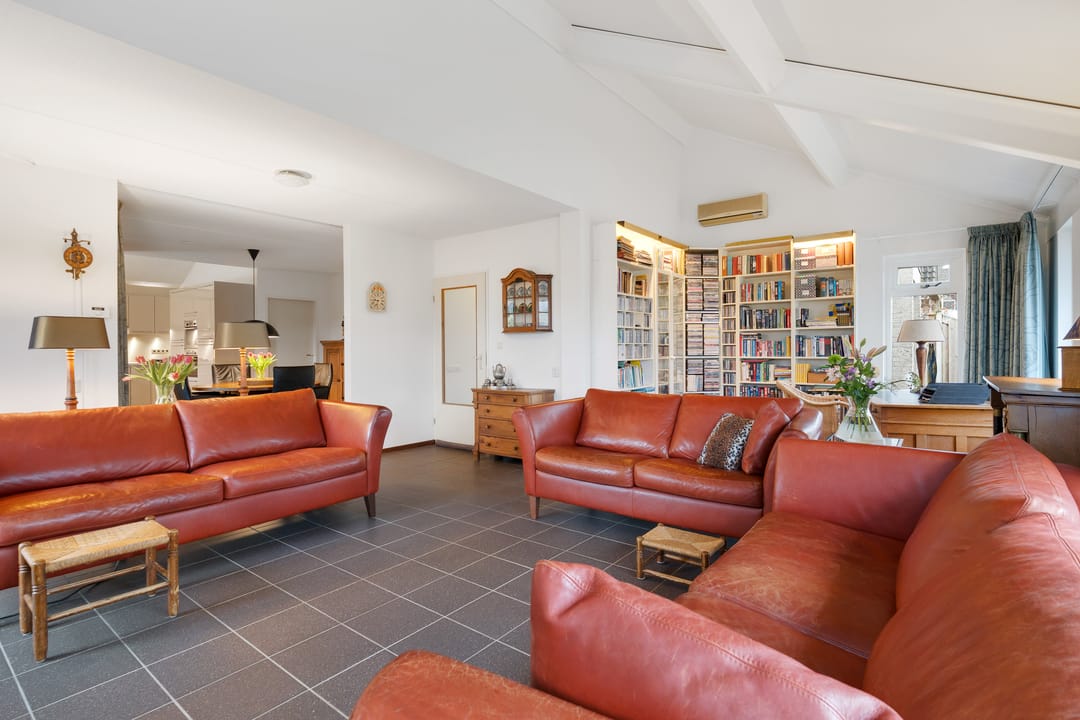 Foto 8 van van der Helststraat 12