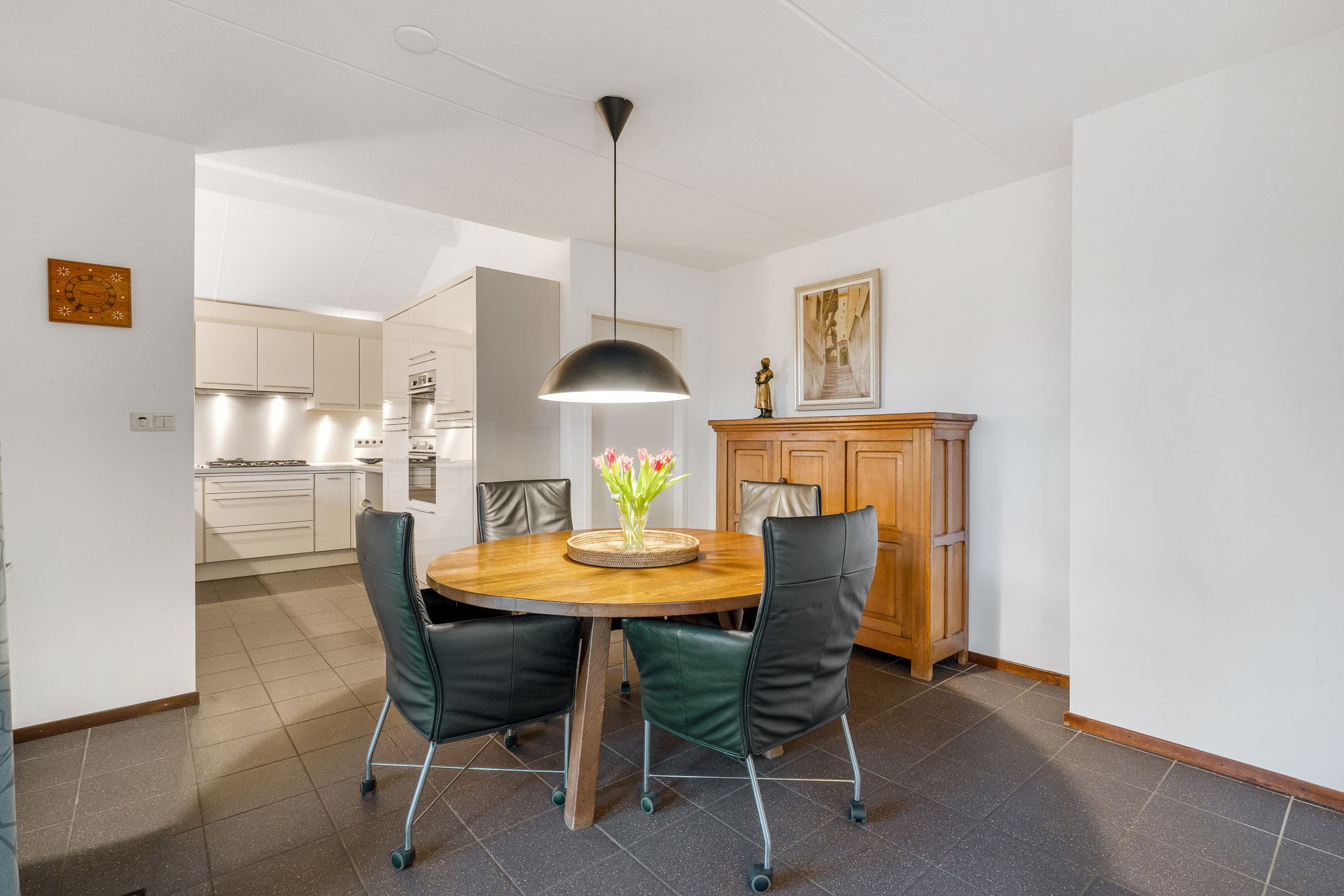 Foto 12 van van der Helststraat 12