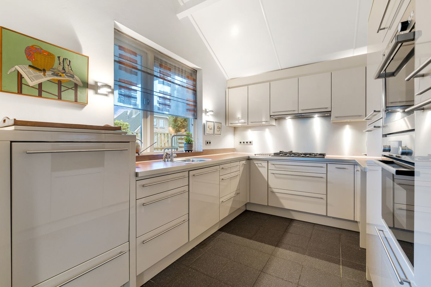 Foto 14 van van der Helststraat 12