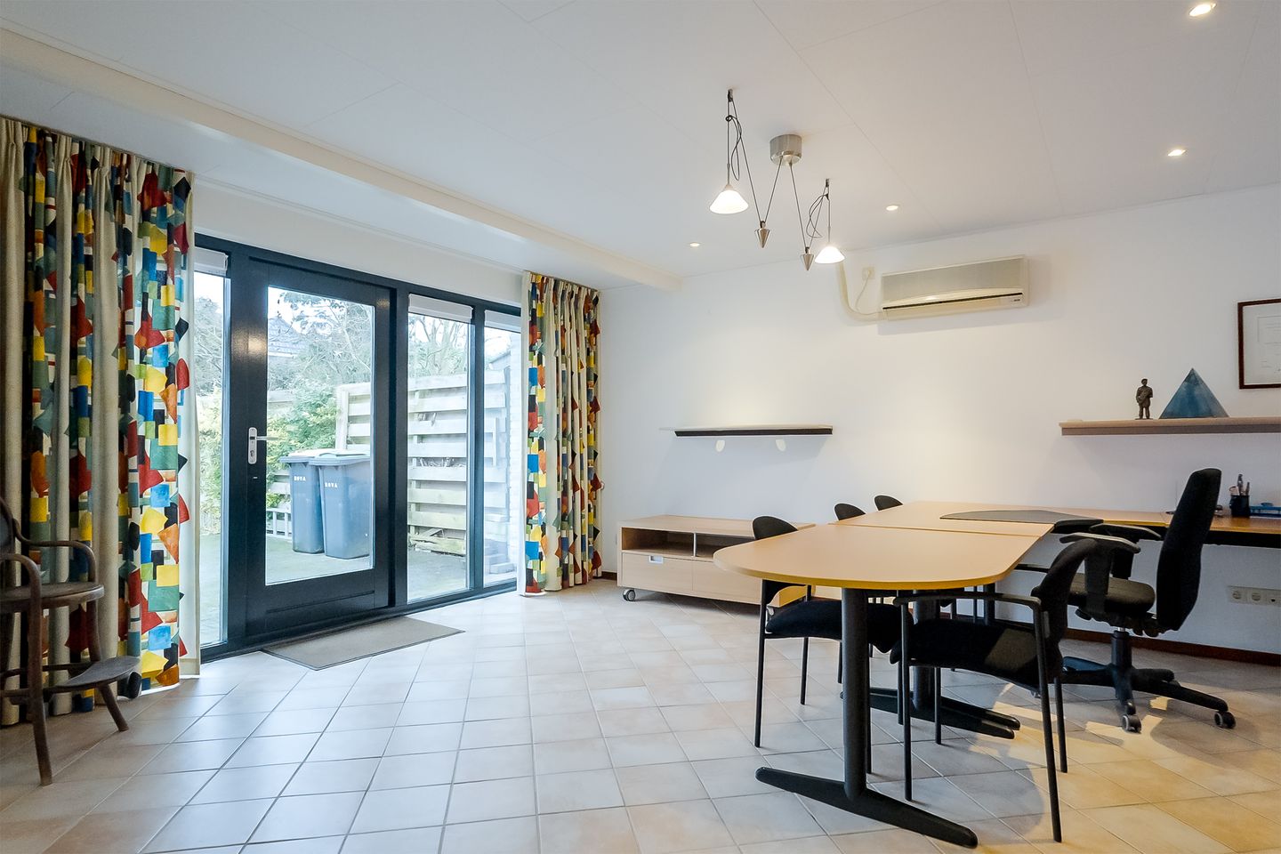 Foto 25 van van der Helststraat 12