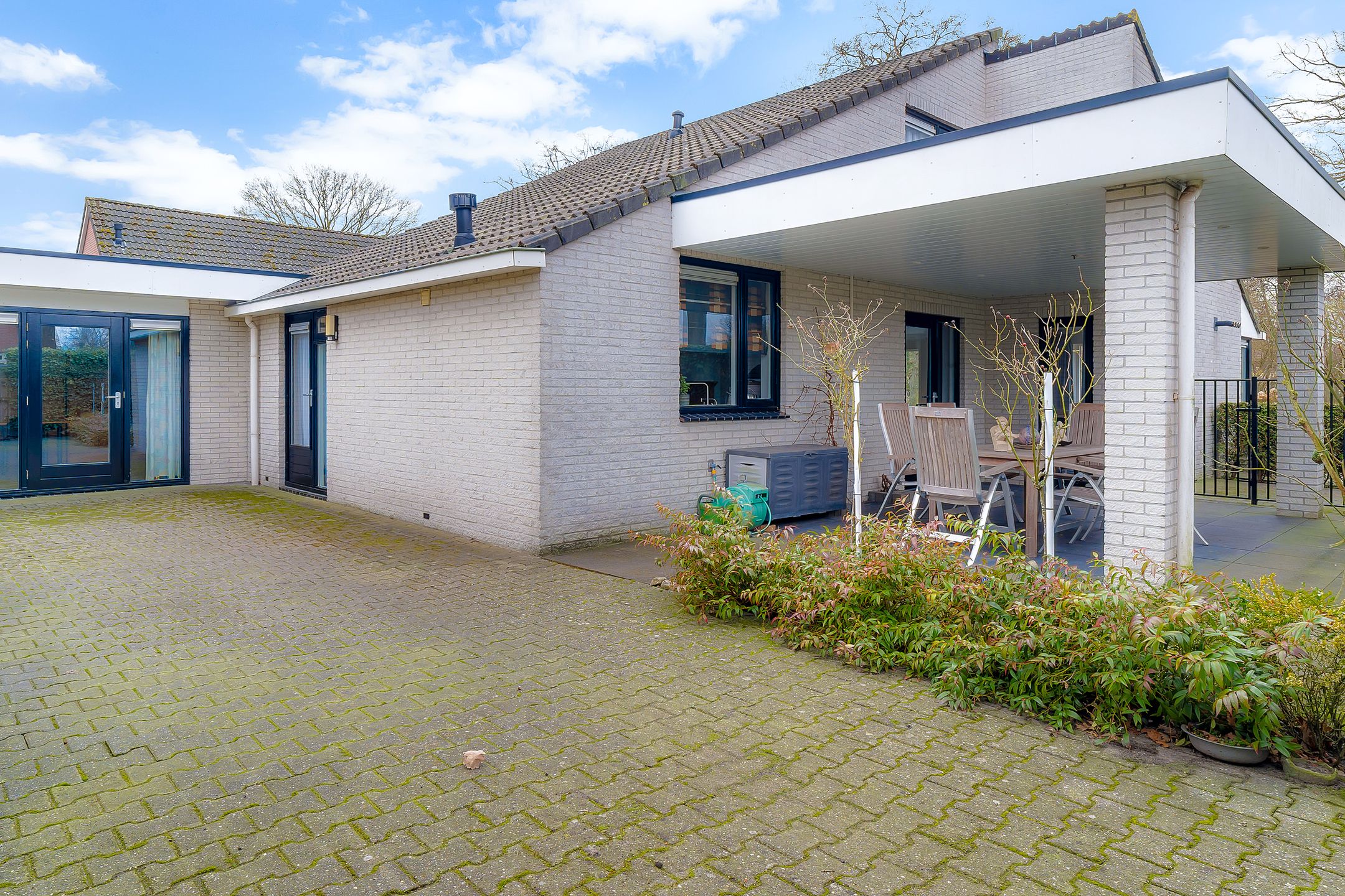 Foto 42 van van der Helststraat 12