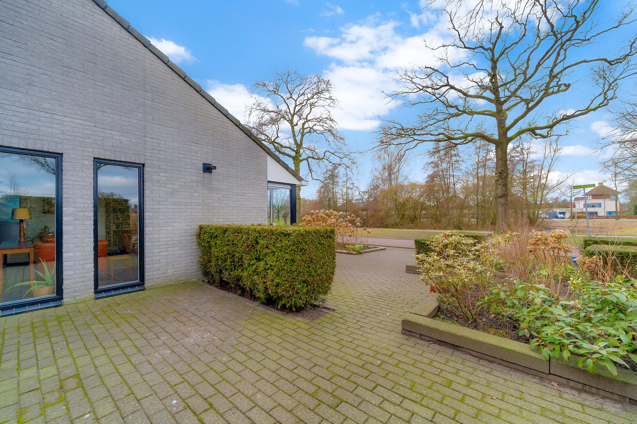 Foto 45 van van der Helststraat 12