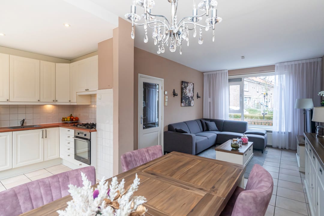 Photo 13 of Marijkestraat 2