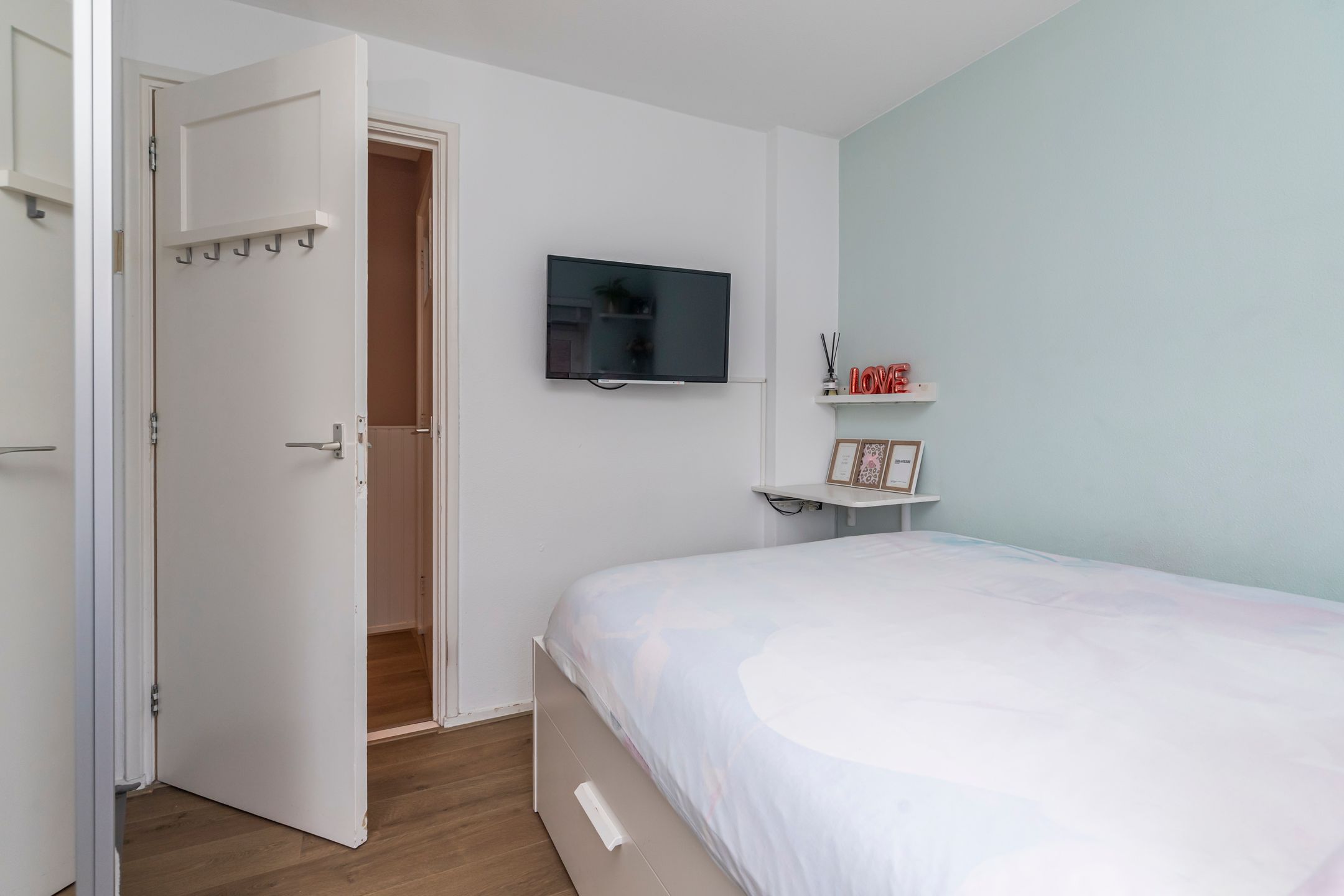 Photo 27 of Marijkestraat 2