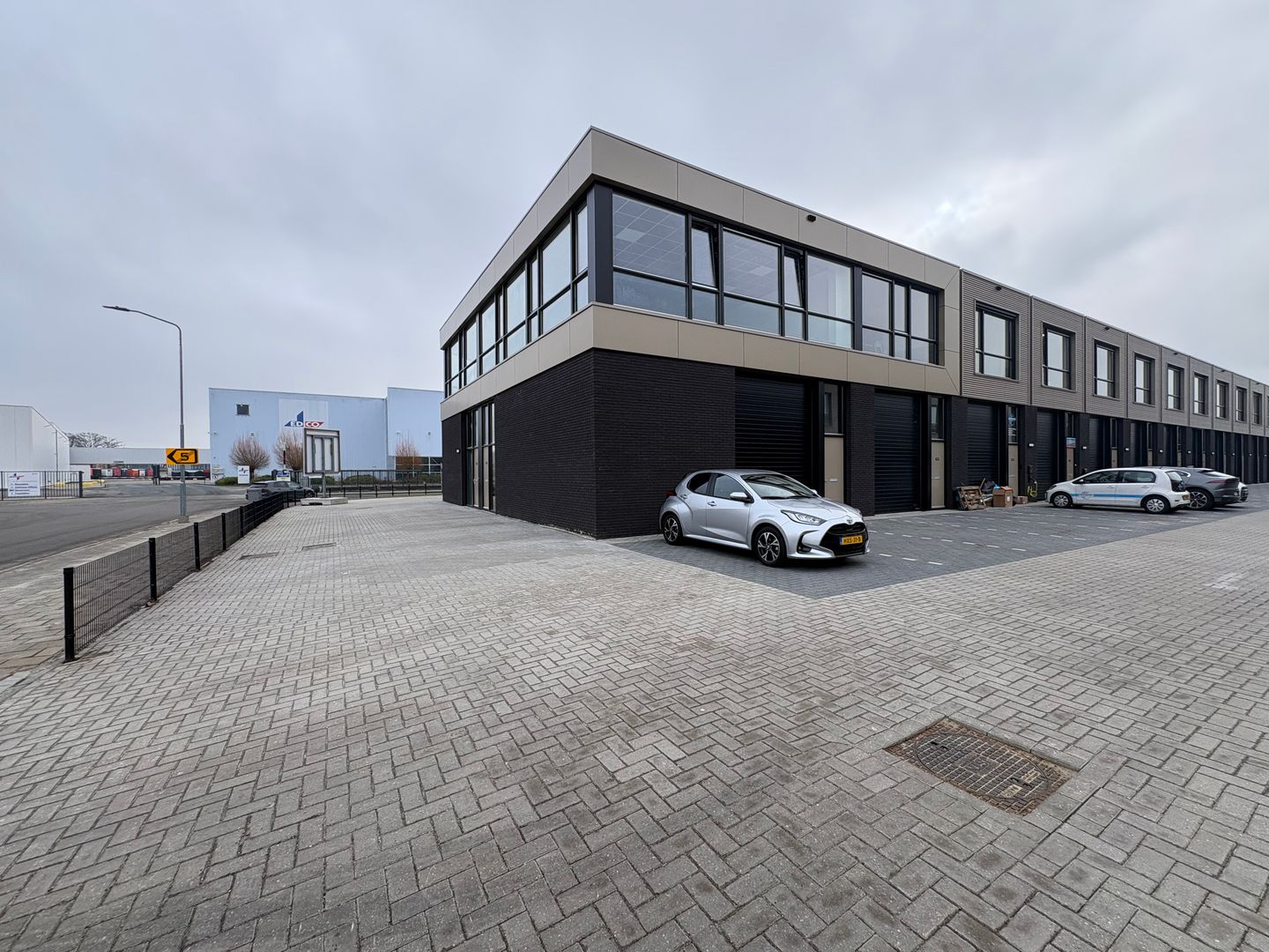 View photo 1 of Marinus van Meelweg 34-30