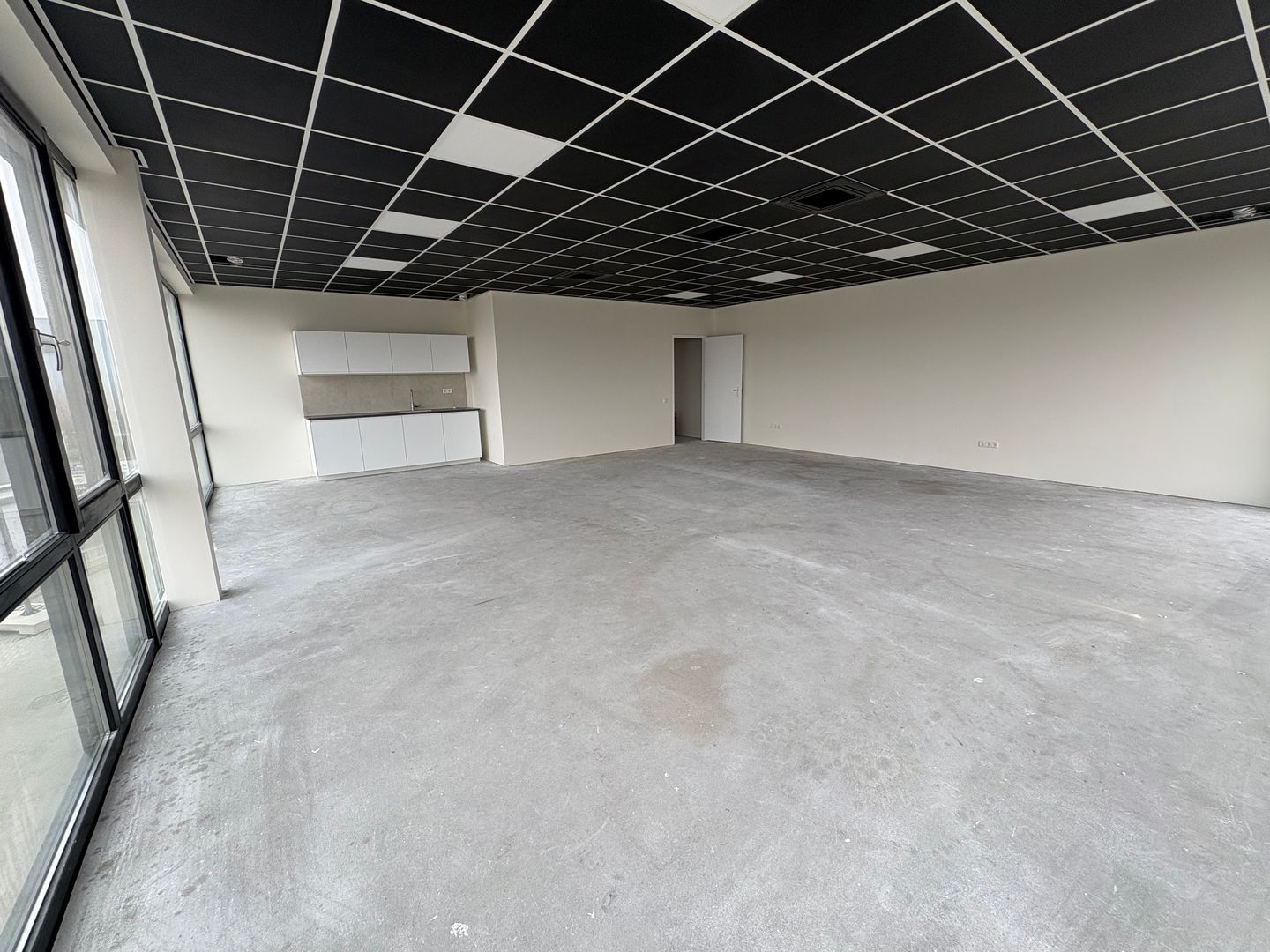 View photo 5 of Marinus van Meelweg 34-30