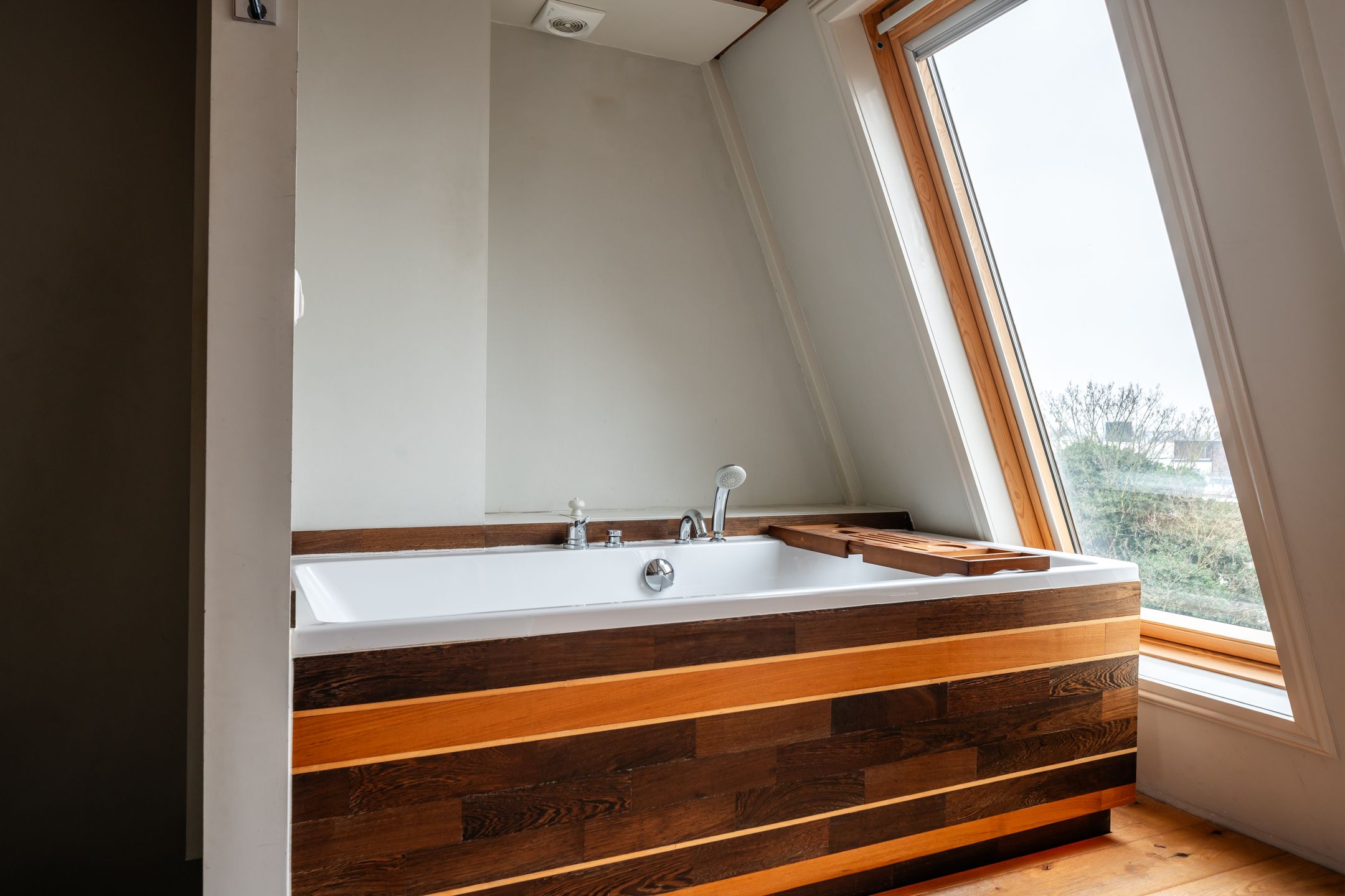 Foto 18 van Hasebroekstraat 16-3