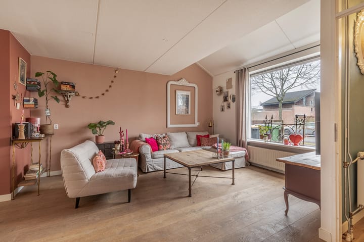 Foto 2 van Alexander Dubcekweg 161