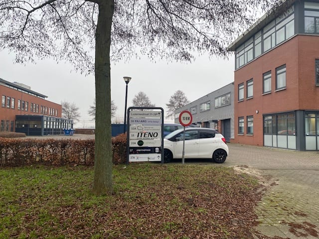 Bekijk foto 3 van Luzernestraat 39