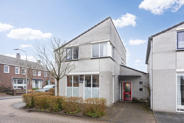 Foto 2 van Elisabeth Bas 1