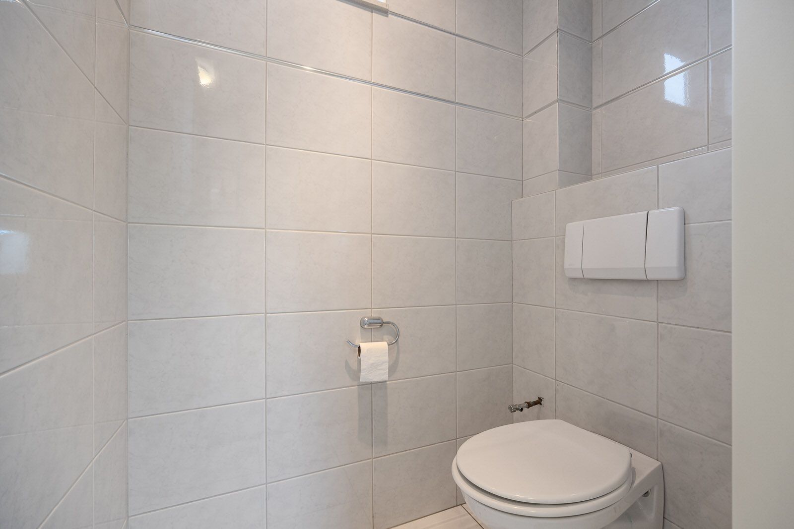 Photo 30 of Elisabeth Bas 1