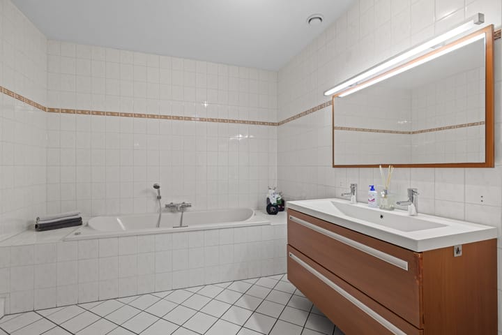 Photo 35 of Burgemeester Norbruislaan 566