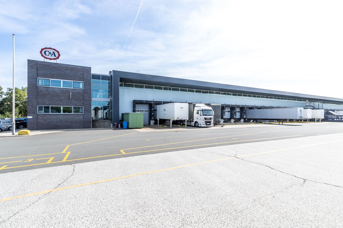 View photo 5 of Vennestraat 15