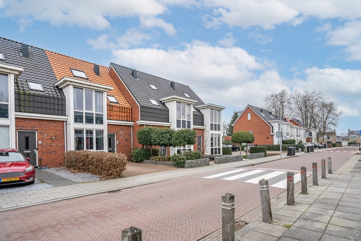 Photo 4 of Prins Clausstraat 13