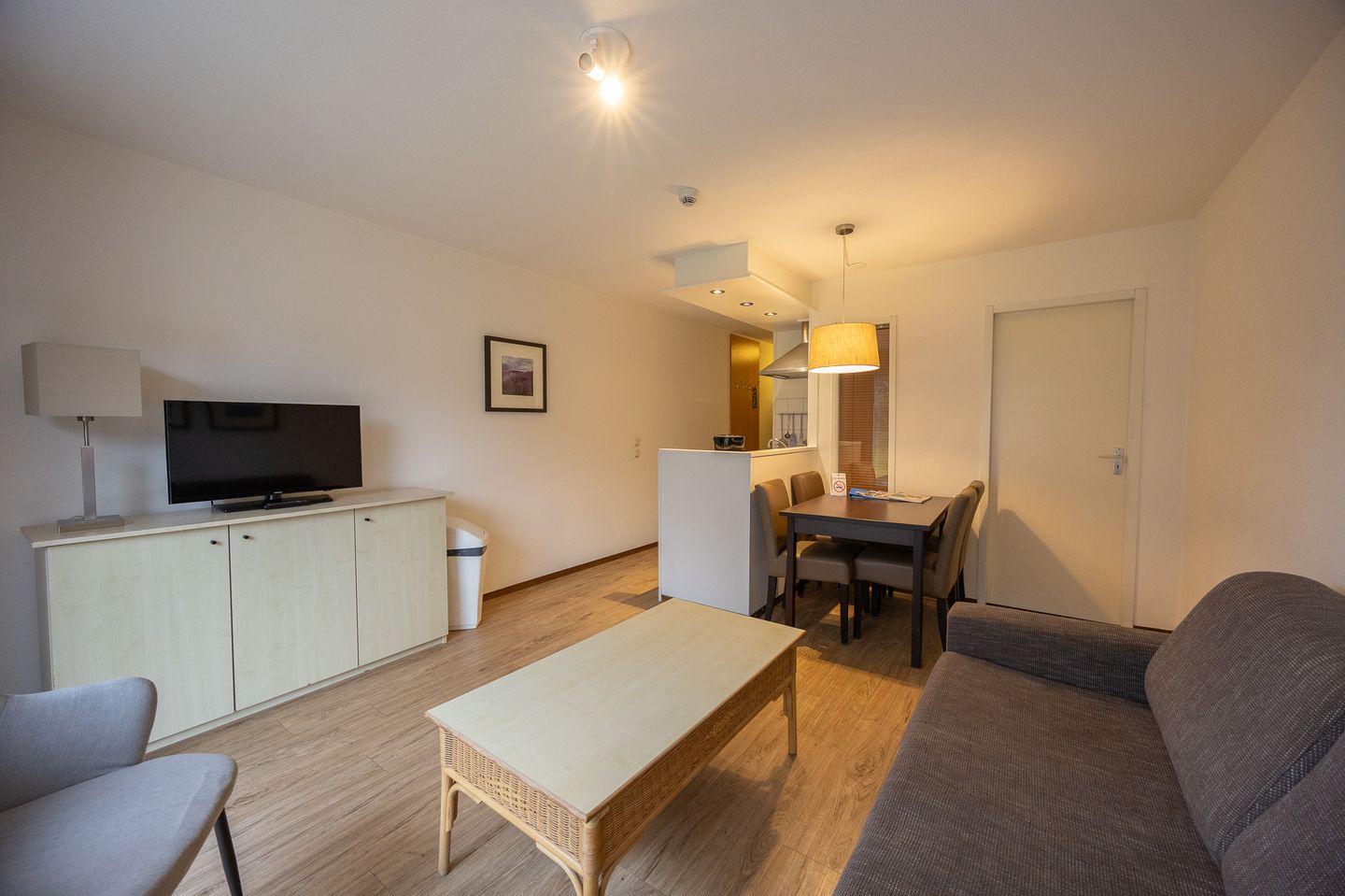 Photo 4 of Oosterhiemweg 1-058