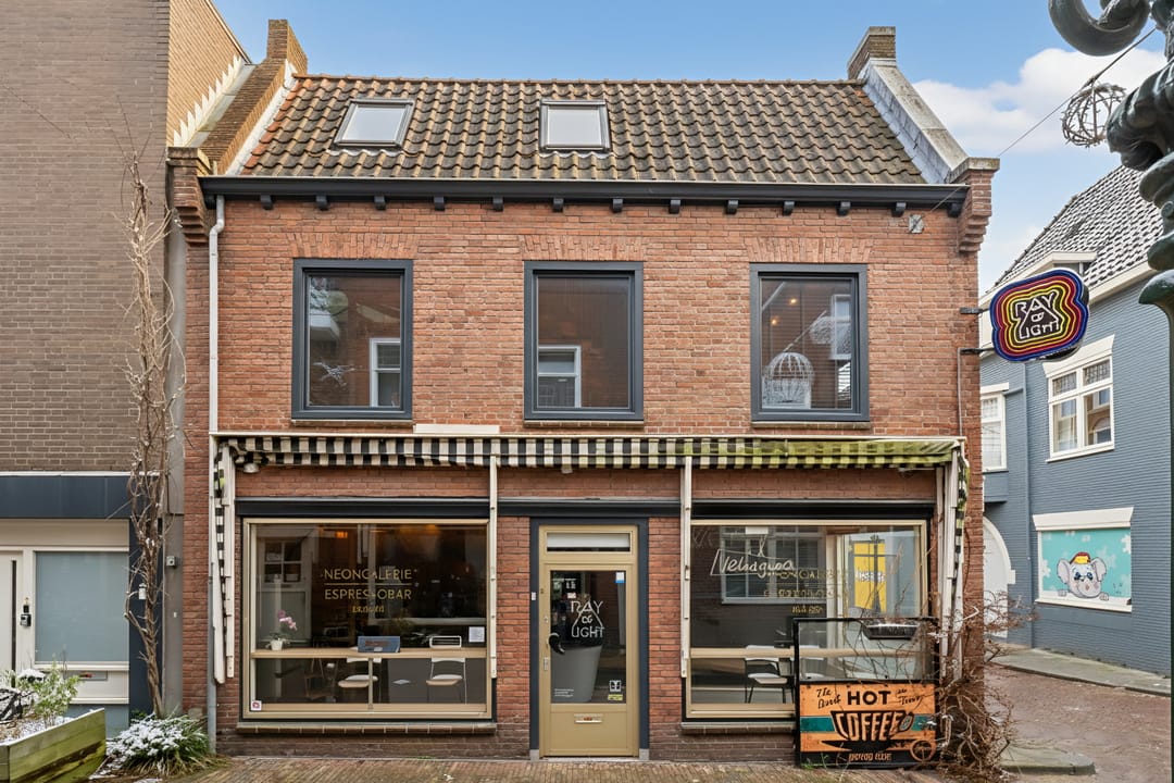 Photo 22 of Breedstraat 5
