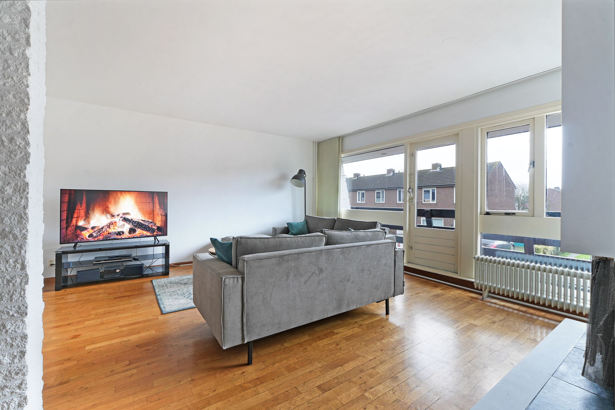 Photo 15 of Van Reenenstraat 8