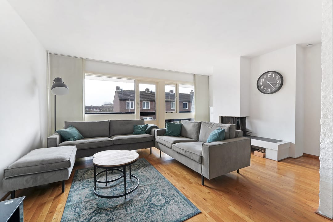 Photo 16 of Van Reenenstraat 8