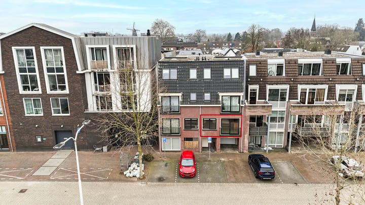 Foto 5 van Grotestraat 104-8