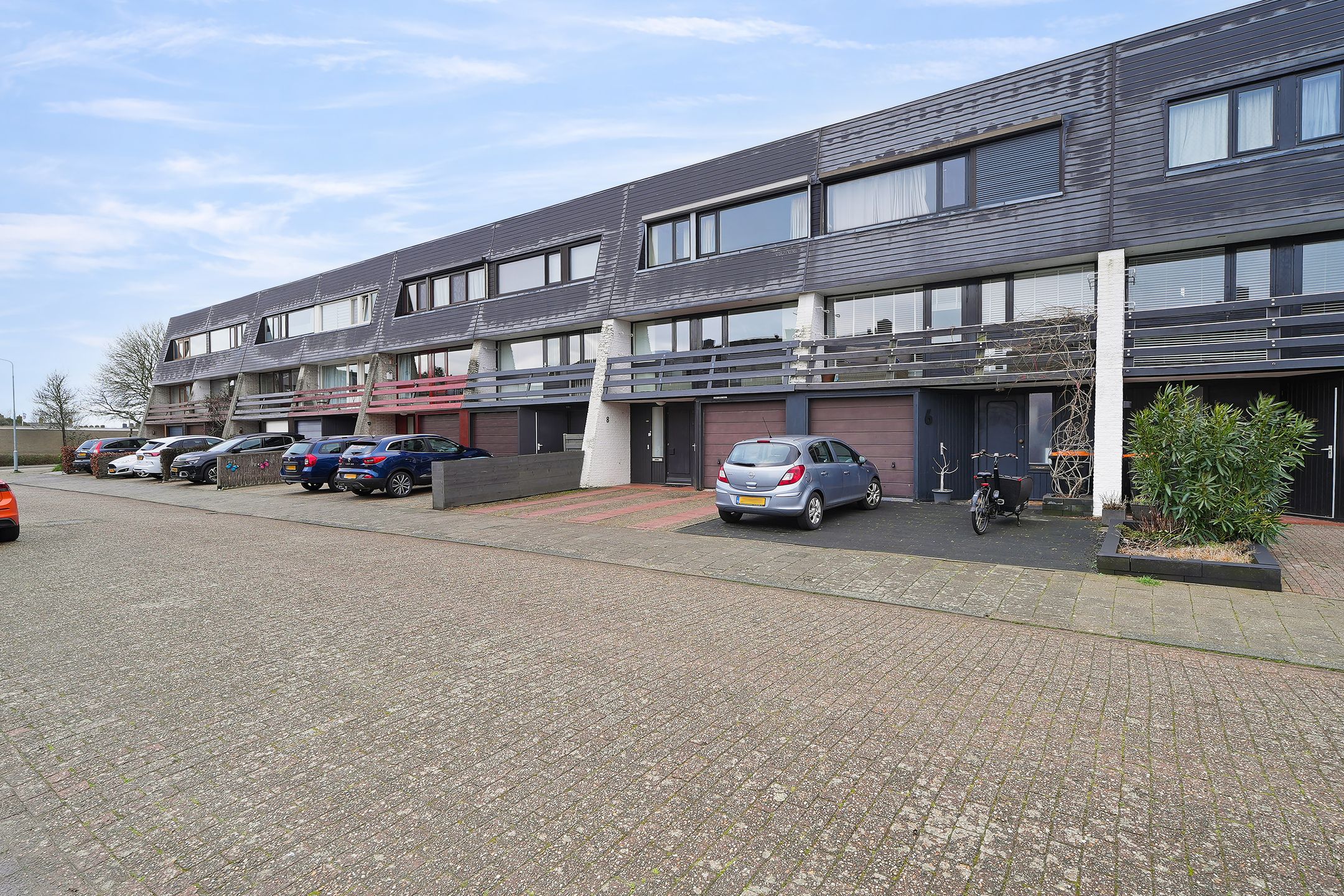 Photo 33 of Van Reenenstraat 8