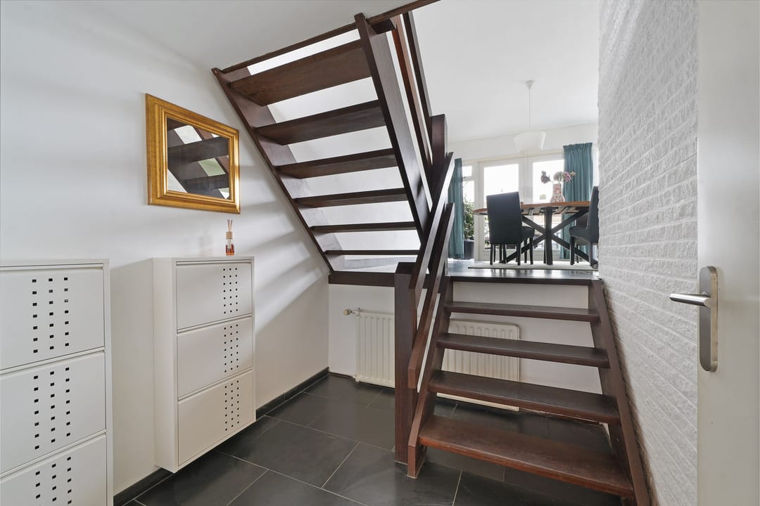 Photo 7 of Van Reenenstraat 8