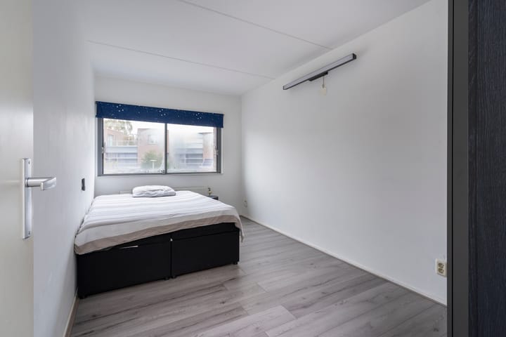 Photo 18 of Jacques Offenbachplantsoen 11