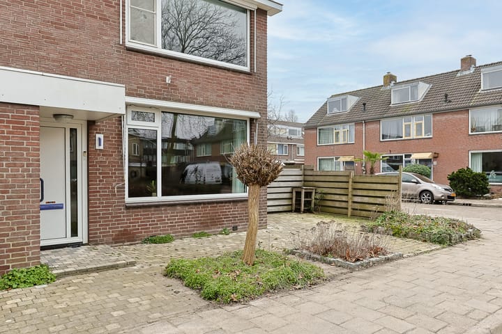 Foto 3 van Wilhelminalaan 1