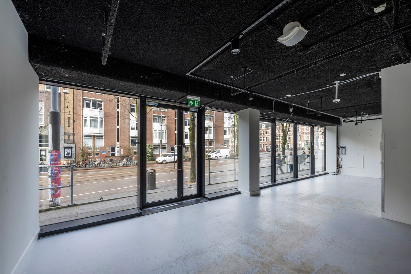 Bekijk foto 3 van Roetersstraat 17