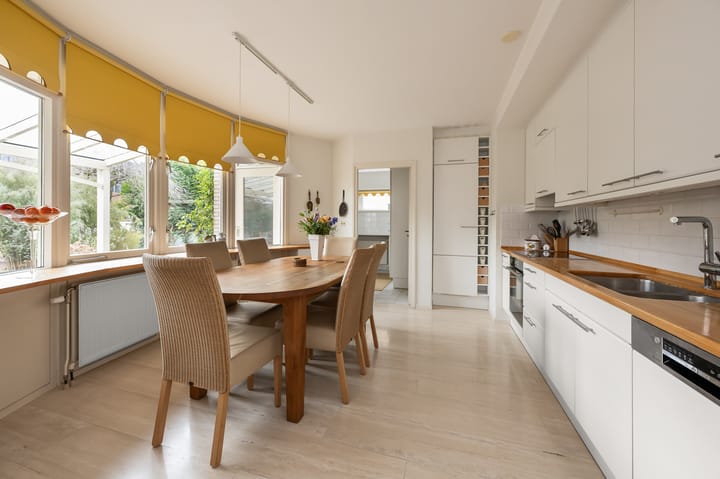 Foto 24 van Herman van Swaneveltplein 9