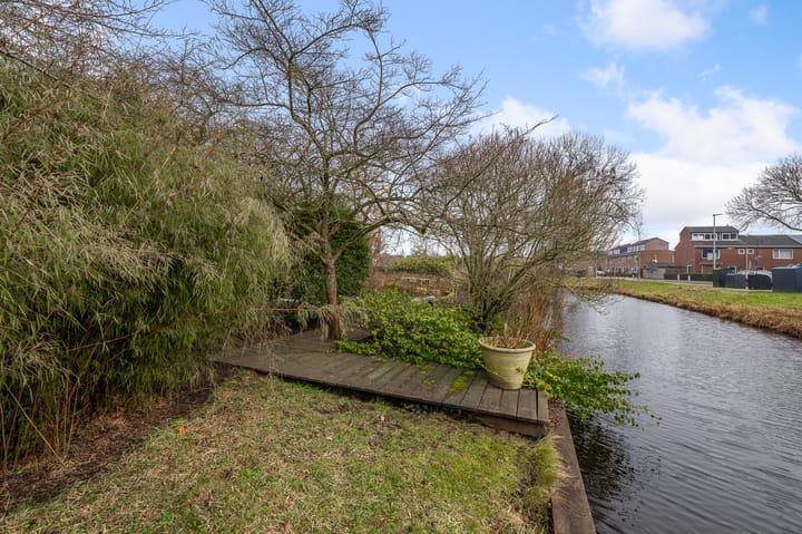 Foto 64 van Herman van Swaneveltplein 9