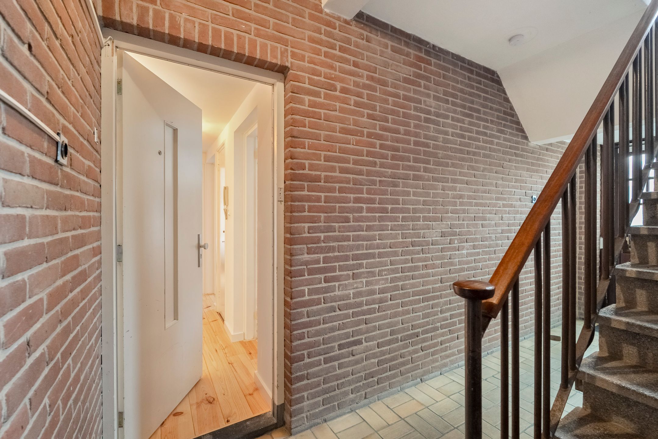 Photo 6 of Kanaalweg 37