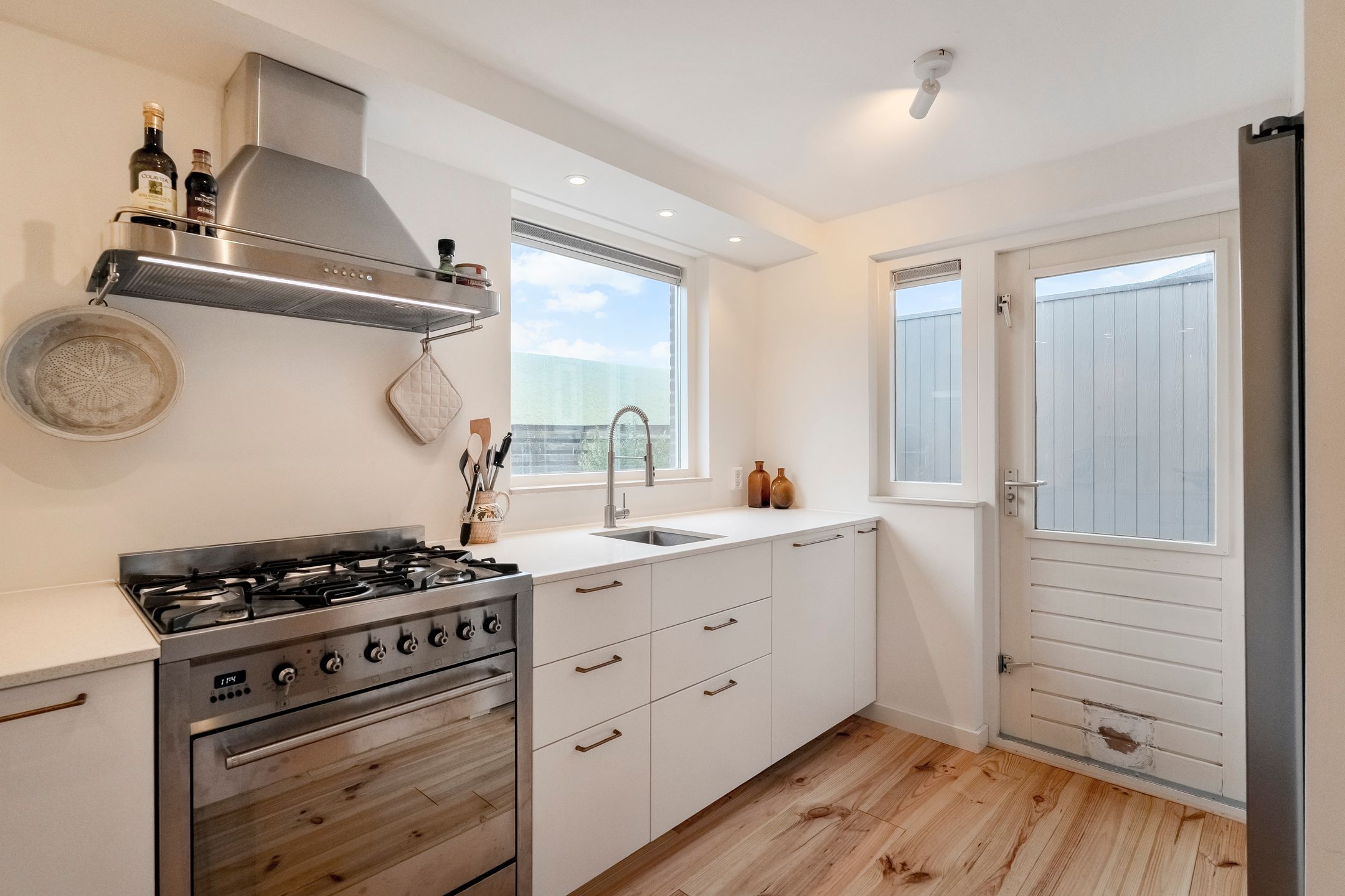 Photo 15 of Kanaalweg 37