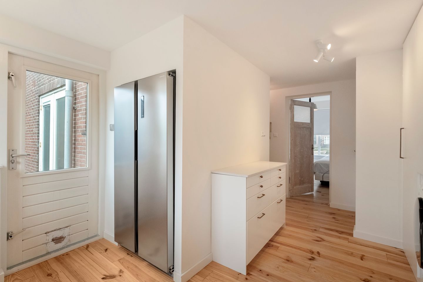 Photo 19 of Kanaalweg 37