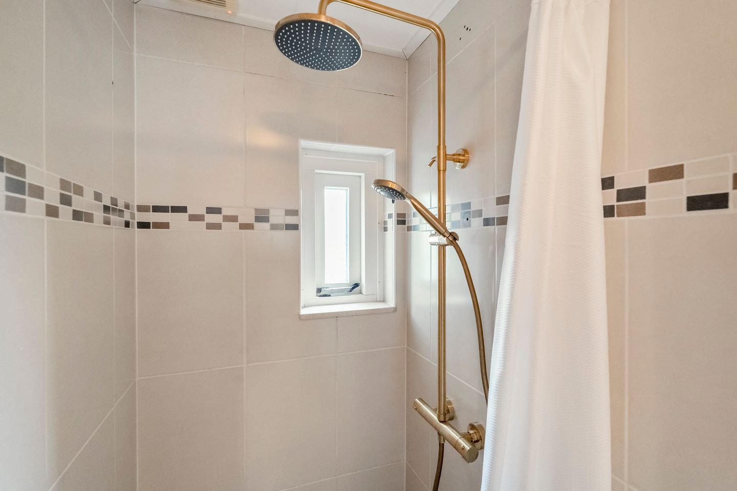 Photo 25 of Kanaalweg 37