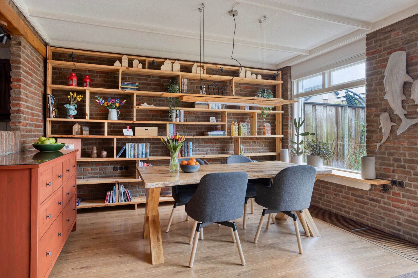 Foto 10 van Neercasselstraat 36