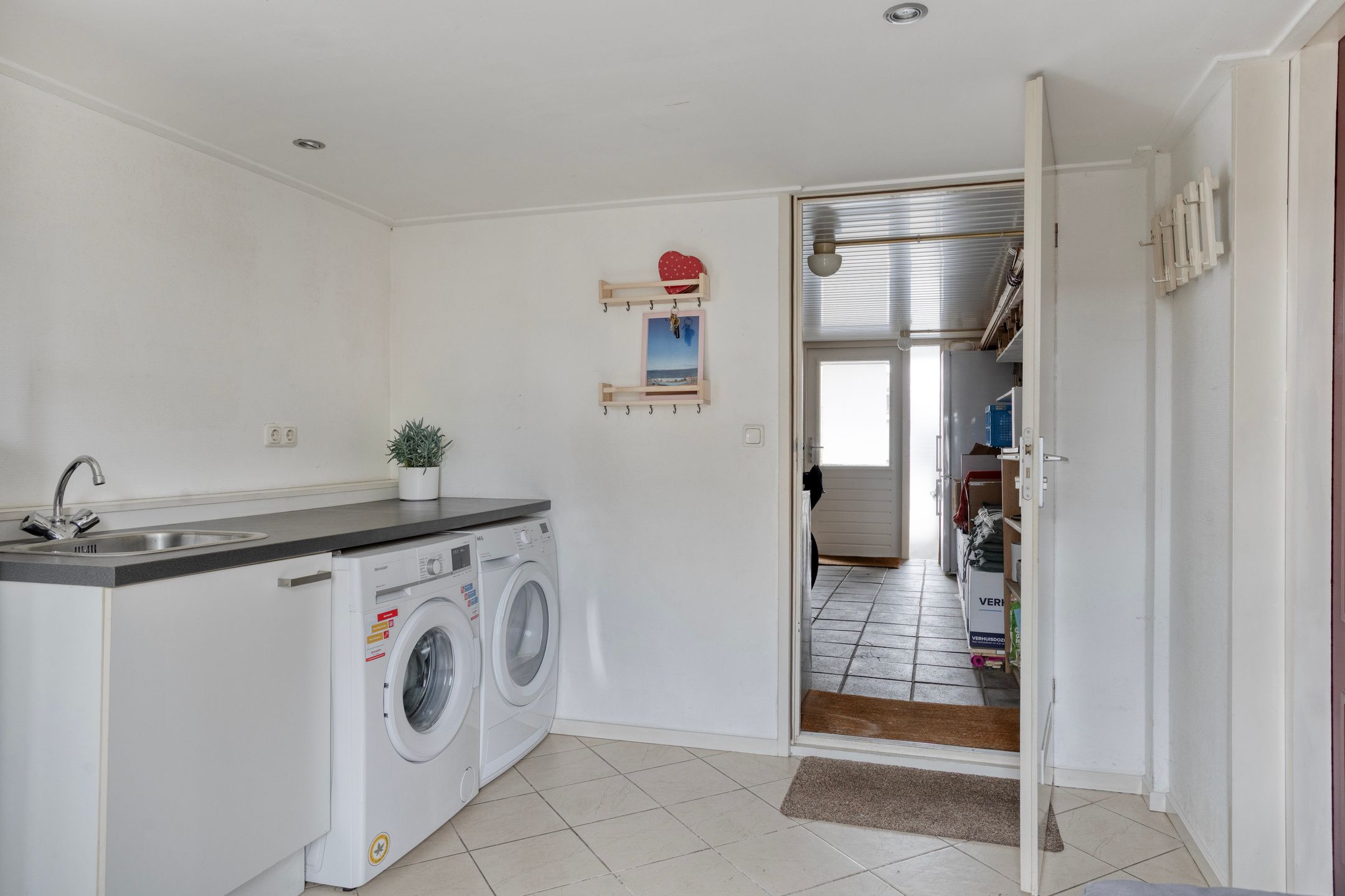 Foto 21 van Neercasselstraat 36