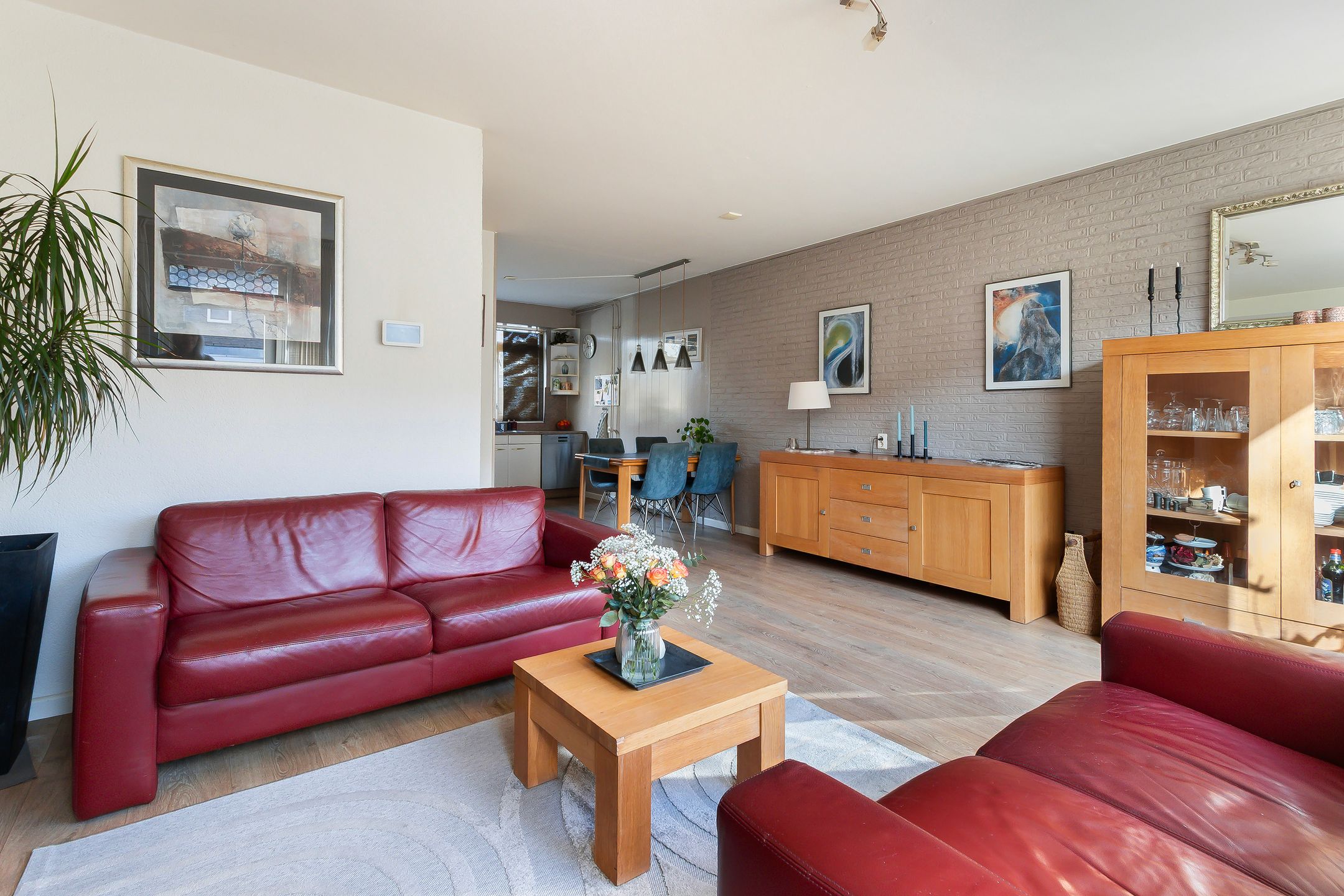 Photo 15 of Waterman 206