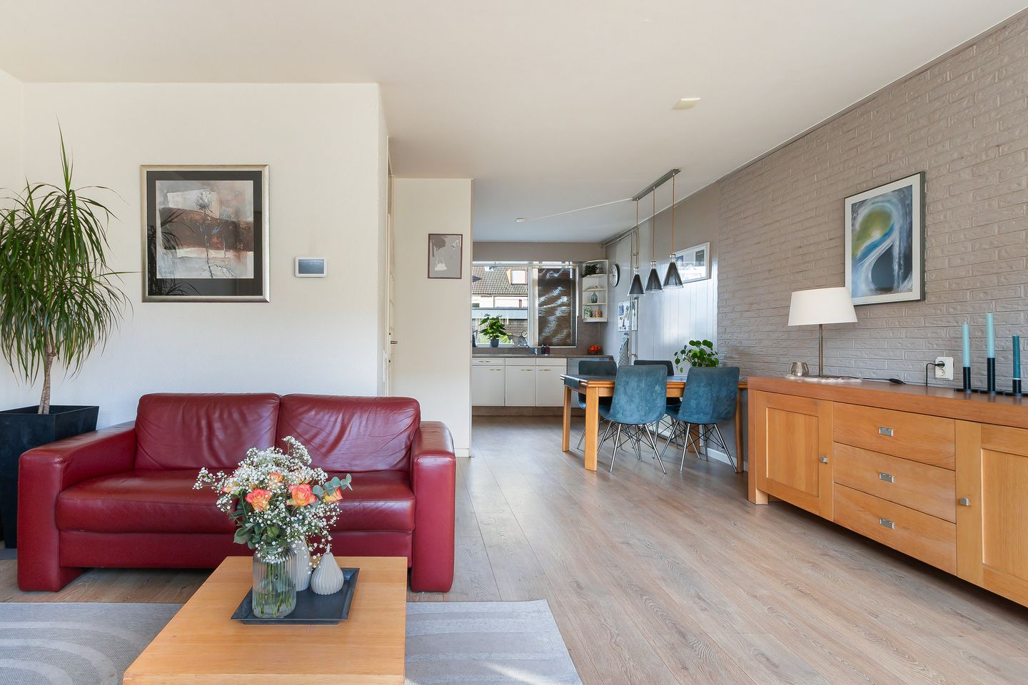 Photo 19 of Waterman 206