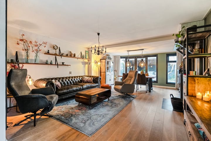 Photo 2 of Banbroek 25